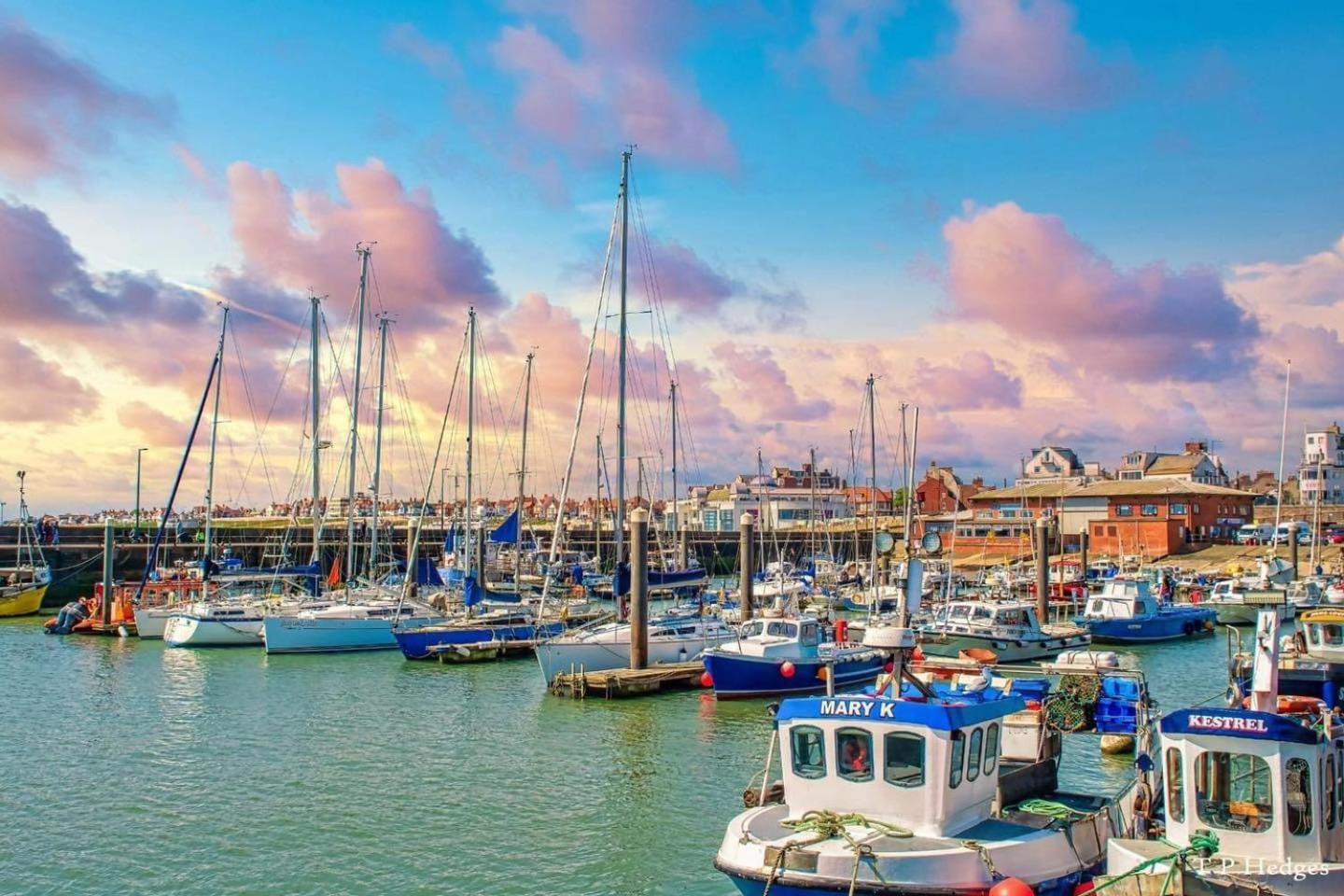 Luxurious Sleeps 13 * Bridlington
